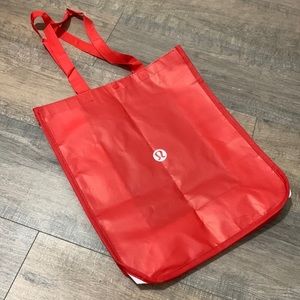 Lululemon shopping bag